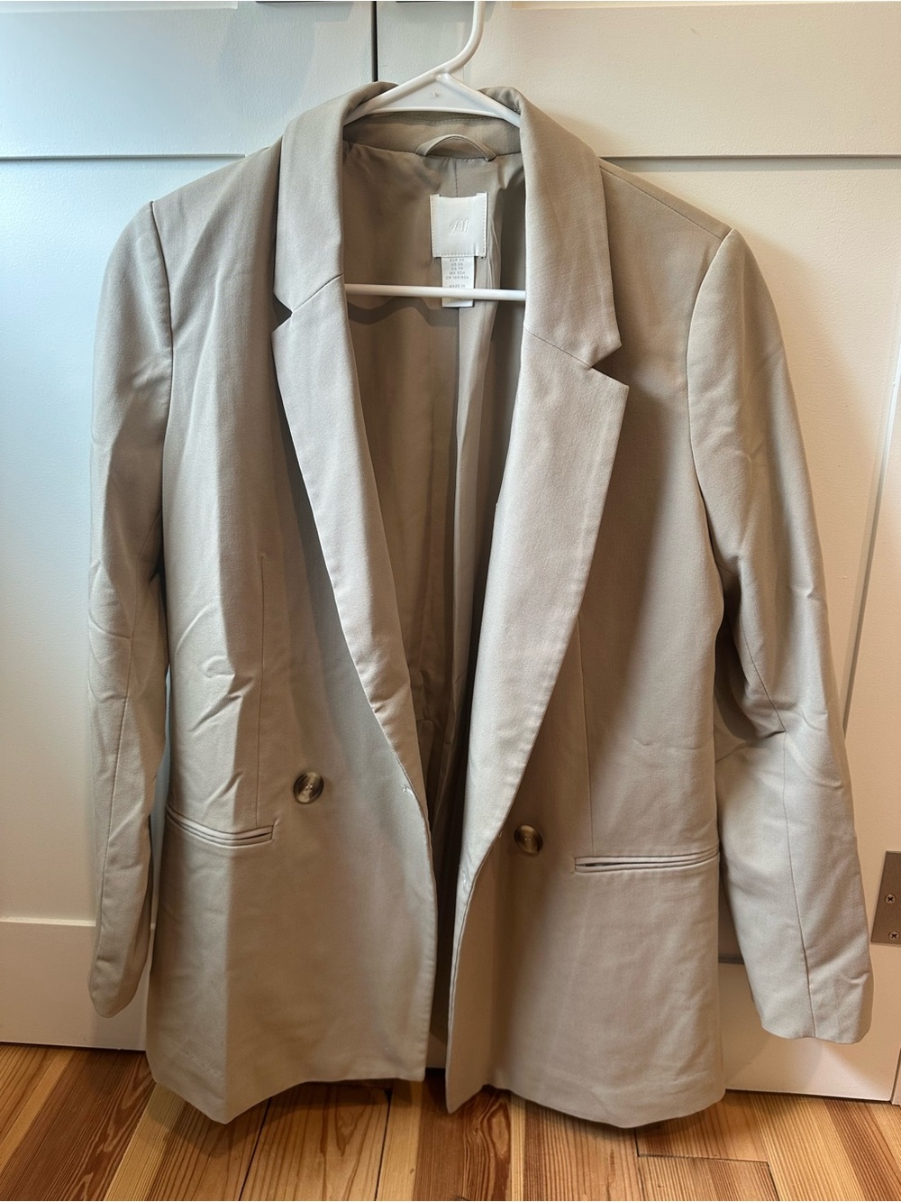 H&M Women's Light Beige Double-Button Blazer